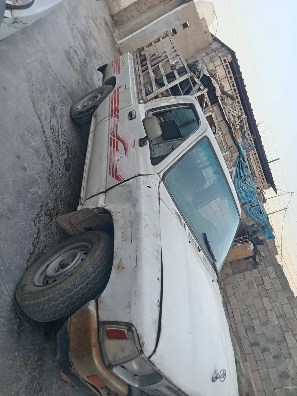 بكم موديل 97 رقم نينوي 60 وبي مجال ***********
