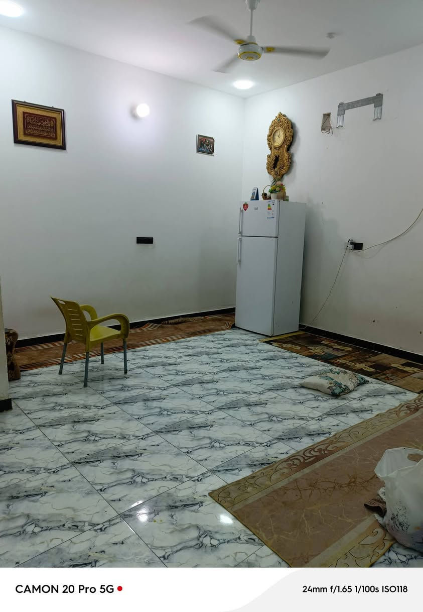 البيت للبيع مساحه 150 الموقع الرفاعي منطقه حي العمال يم قطاع الصحي الاستفسار ***********
