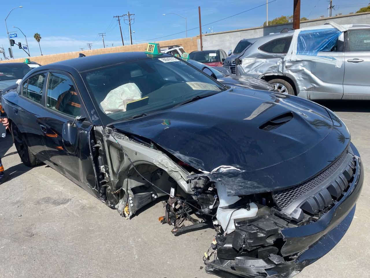 للبيع جارجر Gt
الموديل:2023

العداد : 6  الاف

اللون: اسود

المحرك : 3600:V6

المواصفات :

• نسخة GT

• شاشه كبيرة مع نظام ملاحة نفكيشن GPS .

• ويل قياس 20 انج .

• تشغيل عن بعد .

• محدد سرعة .

• تلفون بلوتوث .

• كاميرا خلفية ..

• دخول ذكي (بصمة)

وبقيه مواصفات المعروفه

رقم بغداد  بسمي شرط التحويل

عنوان بغداد

البنيد نفسه مصلح ومصبوغ

الجاملغ مبدل ومصبوع

والباب مصلح ومصبوغ على كد التصليح

والغد نفسه مصلح

السياره مابيها تبديل هواي فقط جاملغ مبدل

بدون شاصي السياره حادثها جانبي مكفول المحرك والراديتر

السياره حلوه ومابيه برغي نقص

السعر 245
***********

