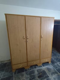 للبيع كنتور (3)ابواب شغل عراقي درجه اولئ نضيف اخو الجديد اي عيب مابي ا...
