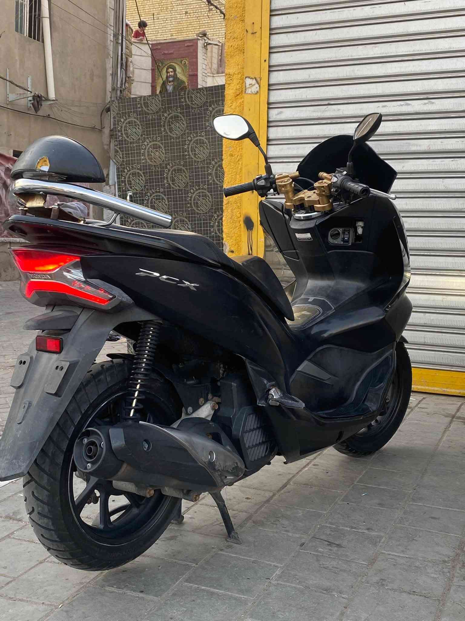 بيسي اكس جيل ثالث 3️⃣  كورية اوراق منفيس دراجة كفالة عامة بلادية  من طول لطول ستيرن 3قطع بلادي بيهة جامة  مضلع بلادية شلعة ومعدل شك الكاع ترايك للشمال كل كهربائيات شغالة مكاني بغداد حي البتول السعر 1850 وبيها مجال للشراي ***********

