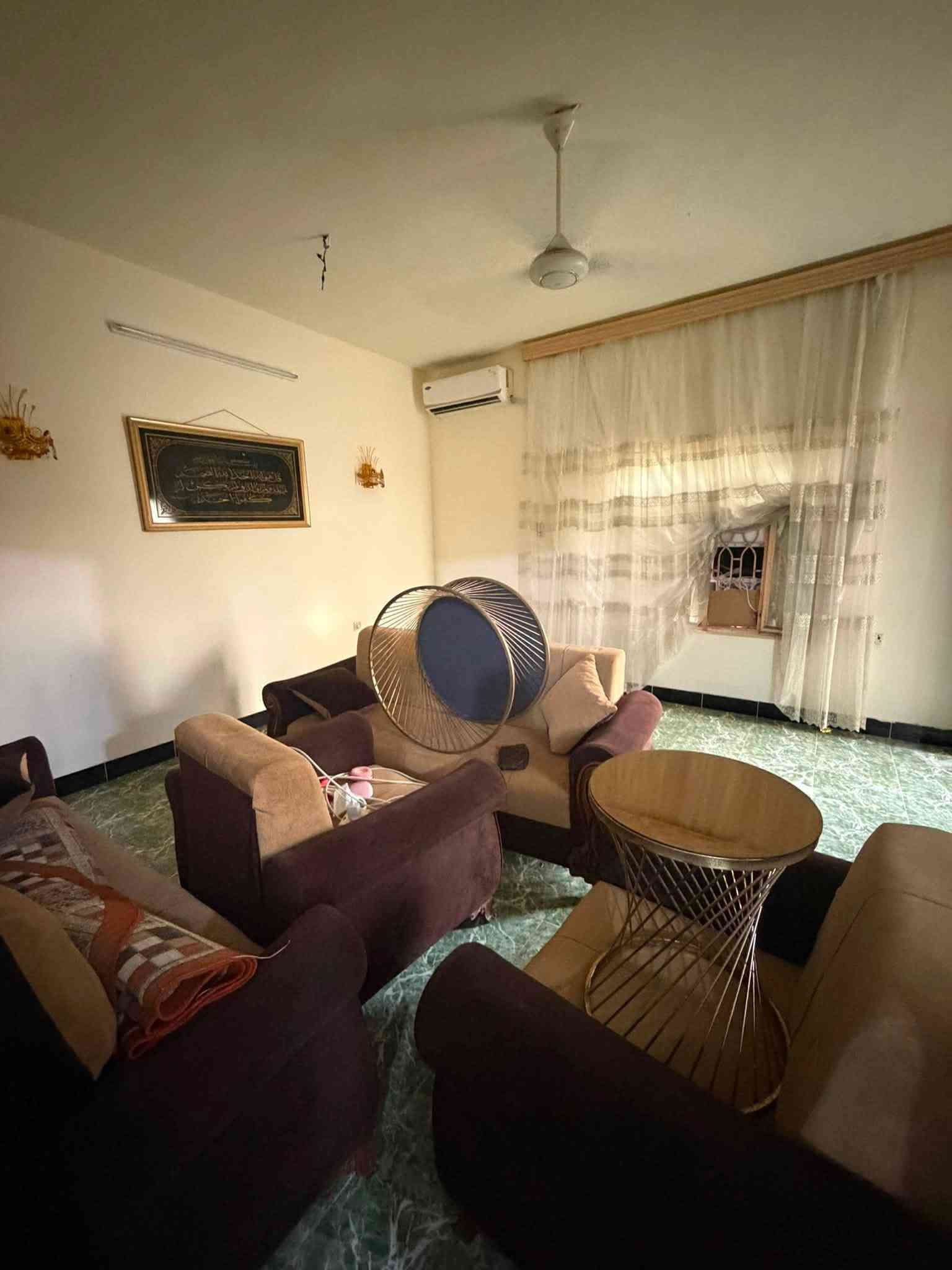 تولةفروش • ٢٢٧م • غرفتين