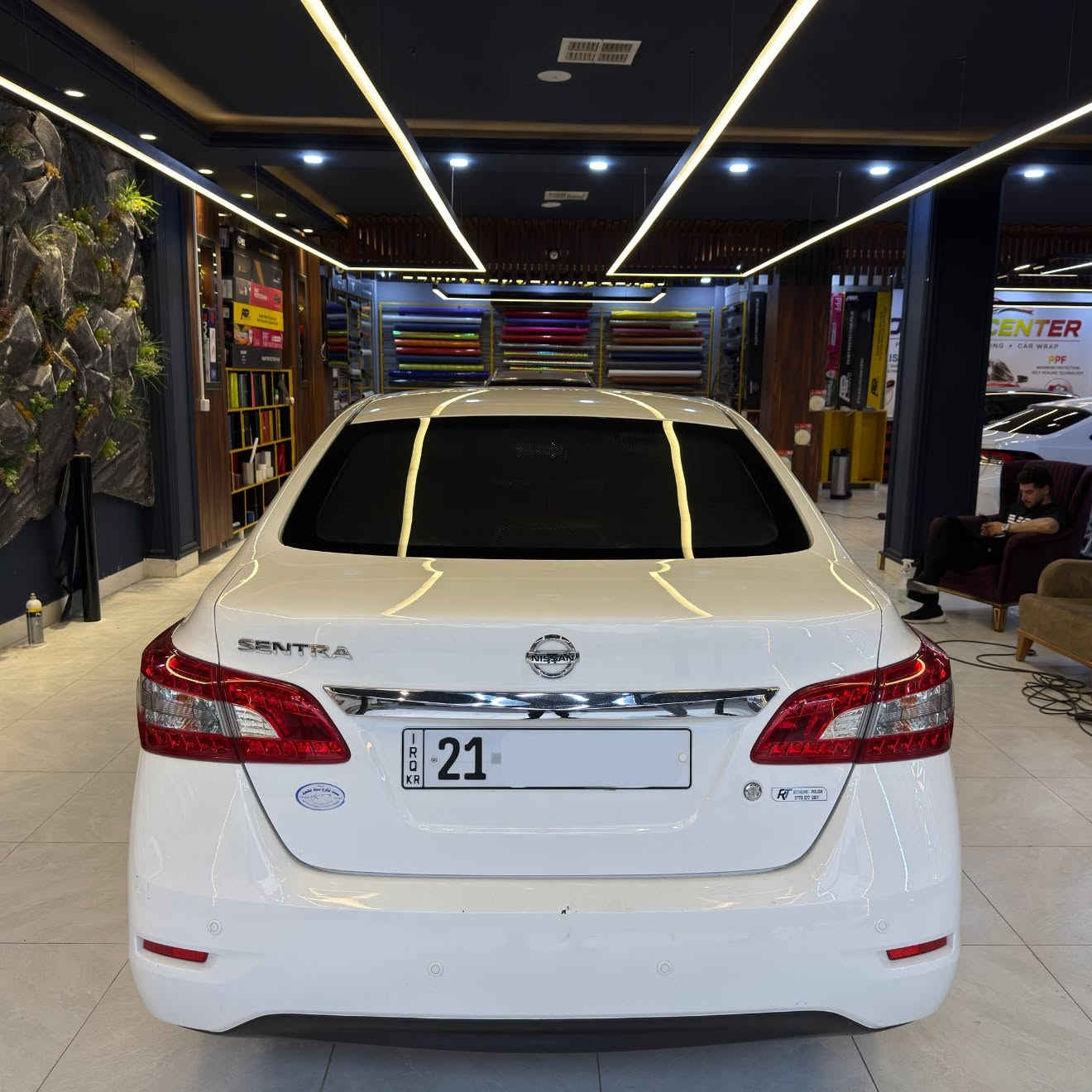 نیسان سێنترا - خەلیجی - NISSAN SENTRA   

* مۆدێل - ٢٠١٨  - خەلیجی 
*  بێ بۆیاخ
* ٩٧ هەزار کیلۆمەتر ڕۆیشتووە
* سەنەوی تازەیە تاکو ٢٠٢٨
* مەکینە  ١.٦ 
* ناو کرێمی

* شوێن:کەلار 
* ژمارە تەلەفوون: ***********
