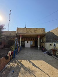 ٣٠٠م • ٢ غرف • حديقه جبيره