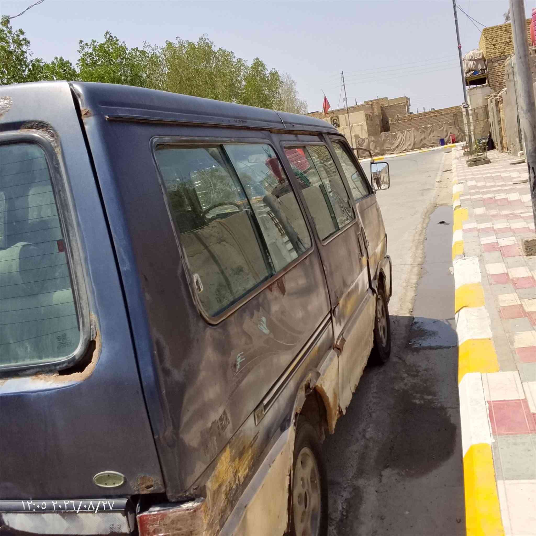بسته • ١٩٩٥ • رقم احمر