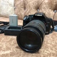 كانون 450D • عدسة 75-300 • فلاش يدوي