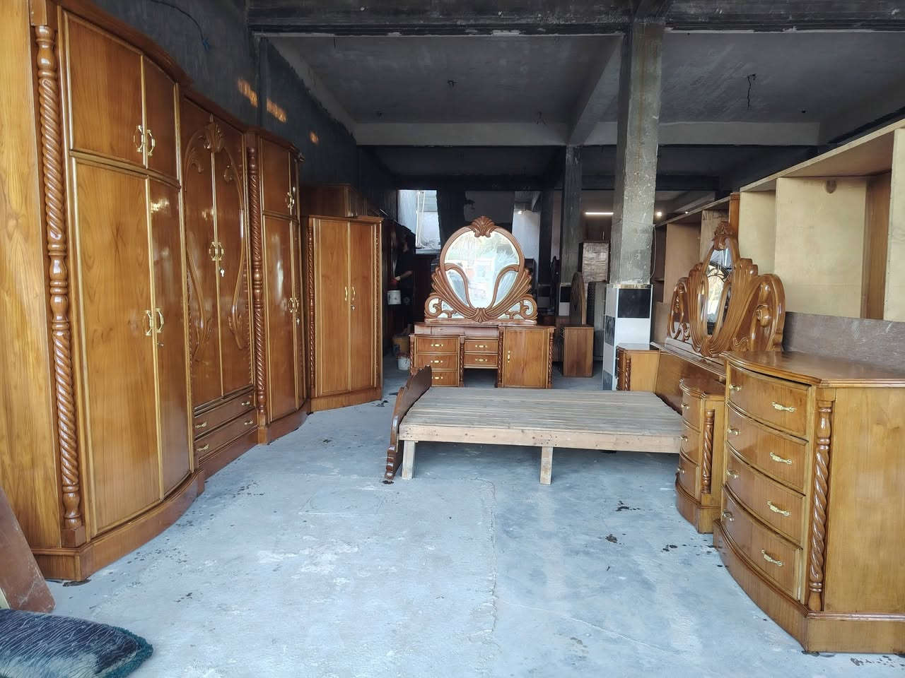 سلام عليكم غرف نوم صاج طابقين للبيع شراي هذه رقمي ***********
