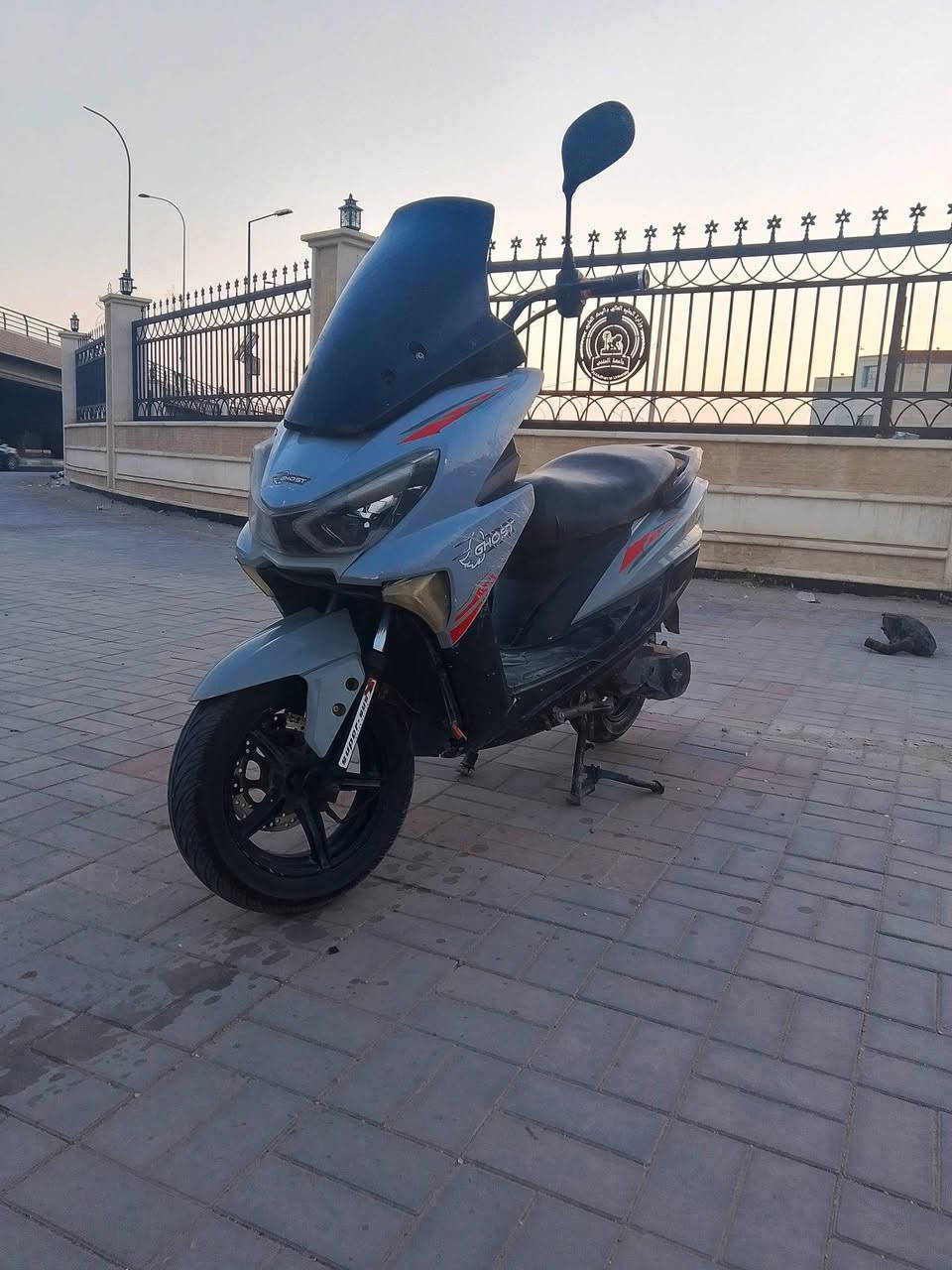 سلام عليكم دراجه للبيع دراجه نضيفه شغاله كلشي ما بيه كهربائياته كله شغاله دراجه شلعه وسرعه مكاني سماوه سعره 225 وبيه مجال***********

نص مكتوب في الصور:
- بيس