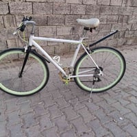 C700 • كاربون • نضيف