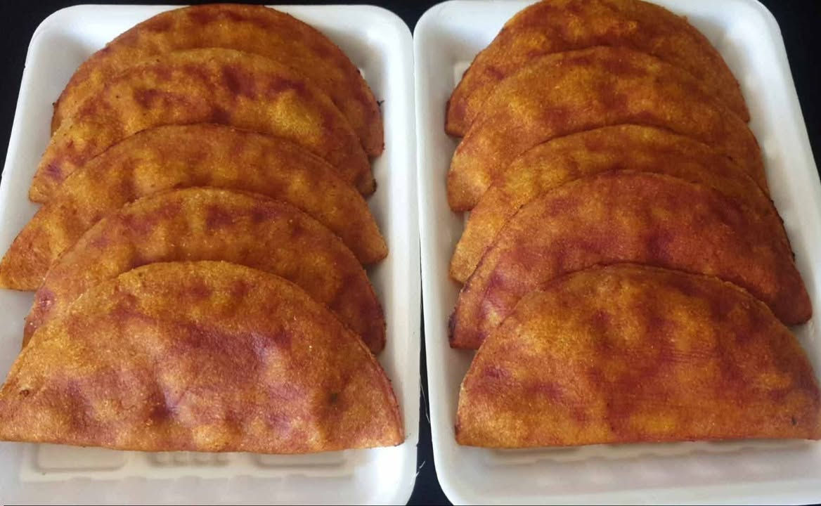 متوفر للغدا شغل اليوم 
عروك مصلاوية  
دولمة 
كبة جريش
***********
يوجد خدمة توصيل
