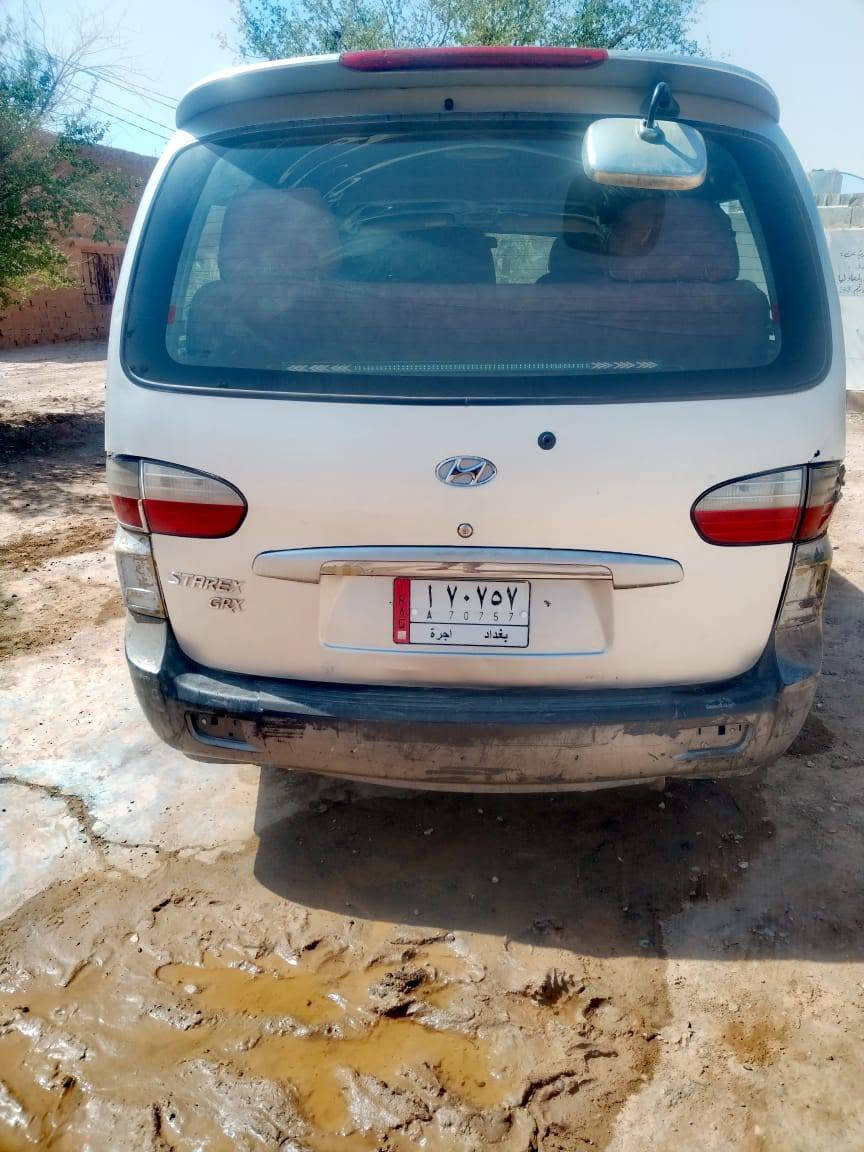 سياره للبيع النوع ستاركس موديل 2005 عدد راكب 11 معمره الشاصي صفحتين   المحرك مجفة كامل جديد السعر 60 للتوصل *********** مكان السكن الهارونيه  أيمام ويس
