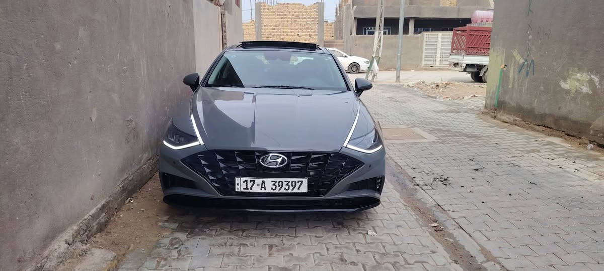 سوناتا موديل 2023 وارد امريكي فول مواصفات رقم. معوقين. وكاله عامه ارباك سليم ماطاك بيه 3 قطع السياره ماشيه 93 كيلو متر السعر 155 وبيه مجال قليل العنوان. رميثه بدون. مراوس بيع فقط ***********

