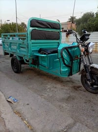 ستوته شحن للبيع بطاريات ٥ كبار حجم الوسط بدي نظيف كامله مكمله مبيها اي...