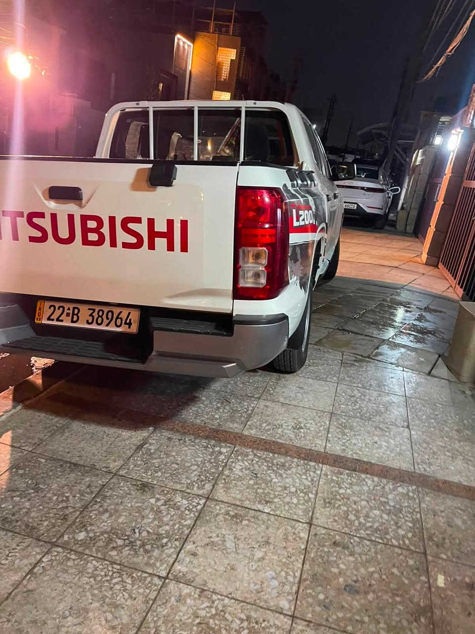 � للبيع ميتسوبيشي L200 موديل 2025 🚨
🔹 مكينة كاز (ديزل)
🔹 كير عادي
🔹 ماشية فقط 84 ألف
🔹 استخدام شخصي
🔹 بسمي + سنوية وهزة جديدة
🔹 السيارة نظيفة وجاهزة للاستخدام
🔹 بيها صبغ جاملغ وبنيد
🔹 السيارة ما بيها أي نقص 

📍 مكاني: بغداد – كرادة

💰 السعر جداً مناسب
📞 ***********
