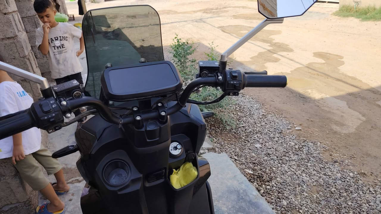 شحن اباجي • ٦ بطاريات • ١٨٠٠كم