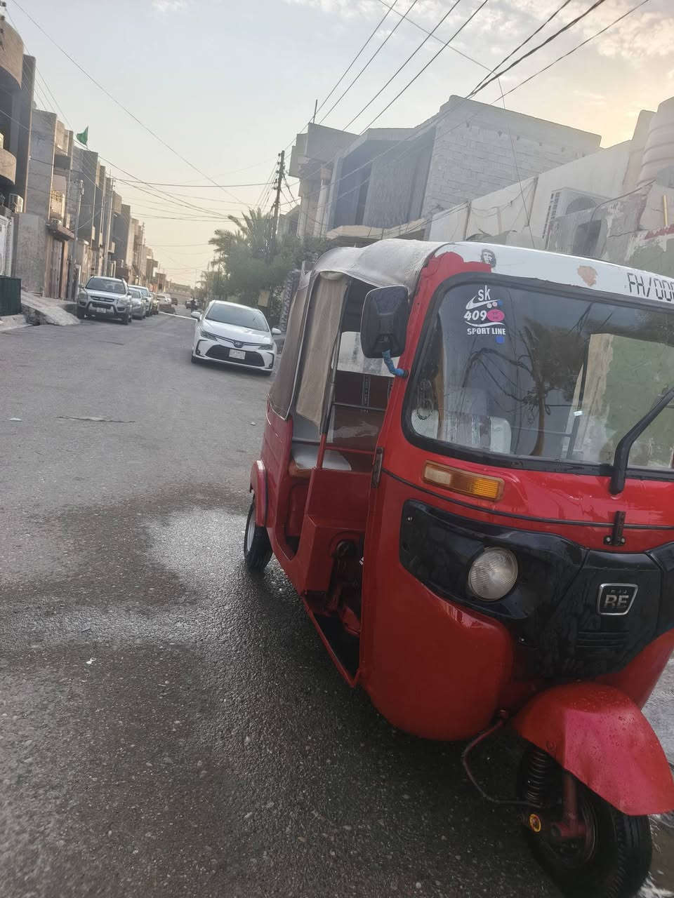 تكتك للبيع موديل ١٧رقم وسنويه تحويل ثاني يوم محرك ٢٠مكانه ديالى بلدروز السعر4100متواجد فيس بوك ***********
