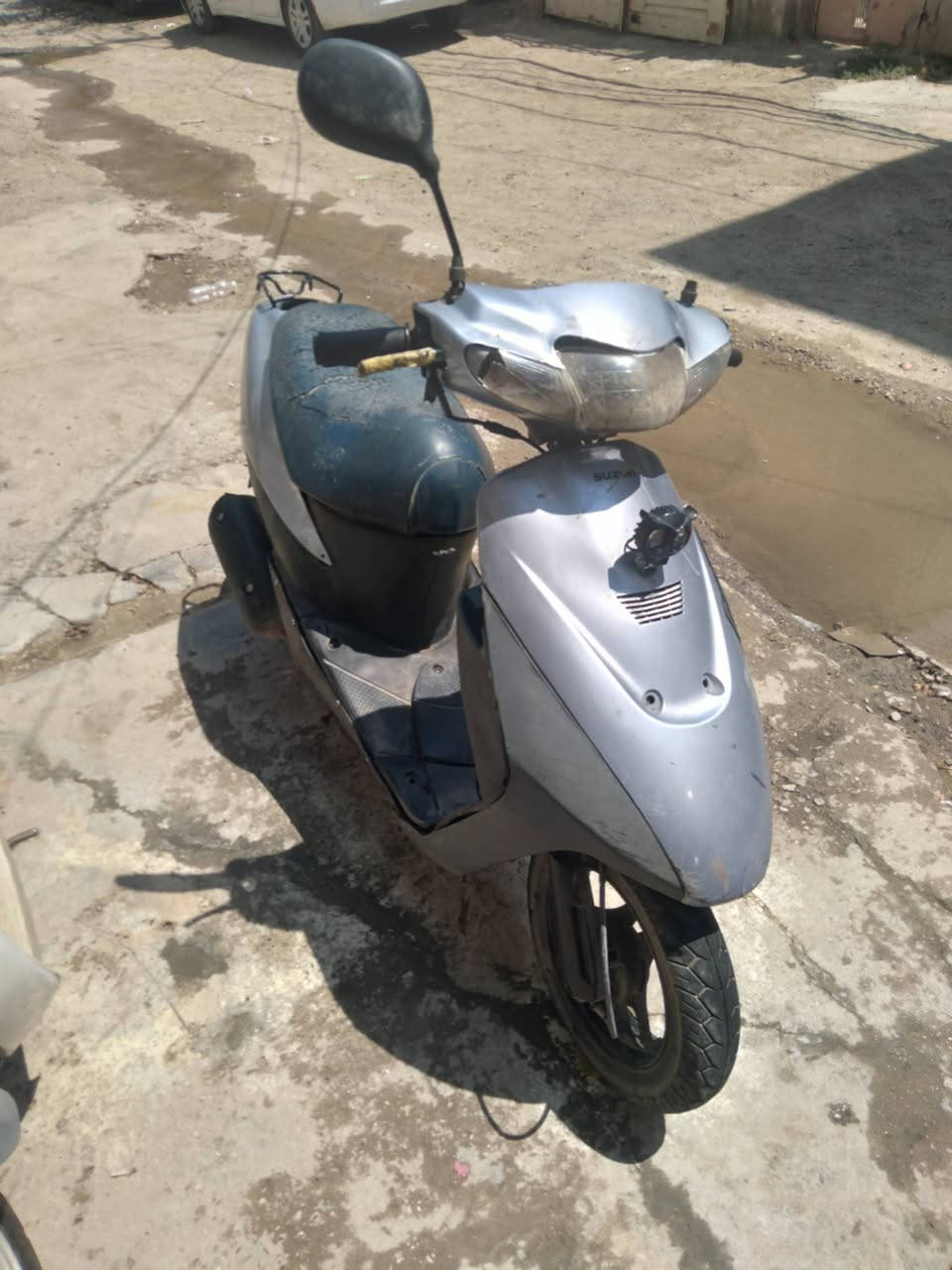 ساسوكي تشتغل ابيعلك كوم حديد كفرات نظاف سيوج جوزه تايرات نظاف السعر٧٥ ينرادلها ادامه بلك على تنظيف كابريتر خرز كلج امامي المهم هي شغاله هندر وتمشي تجي تحمل وتطلع او تشغل وتطلع ،،، العنوان اعظمية السبع ابكار قرب افران جوهرة لبنان ***********
