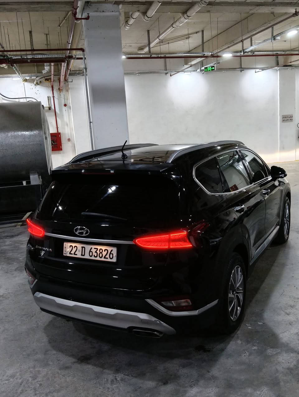 🚘 للبيع هيونداي سنتافي 2020 خليجي – فول مواصفات
🔹 الموديل: سنتافي 2020
🔹 المحرك: 2.4 – 4 سلندر
🔹 الوقود: بنزين
🔹 المقاعد: 7 راكب
🔹 الوارد: خليجي
🔹 العداد: 116,000 
🔹 الحالة: شركة السيارة – نظيفة جداً
🔹 بدون ضرر نهائياً
🔹 بدون صبغ
🔹 المحرك والكير شرط
🔹 كوبون بانزين

✨ المواصفات:
• فول مواصفات
• بصمة تشغيل
• بصمة أبواب
• مرايات شفط
• مرايات ترحيب
• كشن أمامية كهربائية – 2
• فتحة بانوراما
• كامرتين أمامية وخلفية
• 7 راكب
• ليدات / زينون
• وجميع المواصفات الأساسية كاملة

📄 الملكية والتحويل:
• هزة سنوية جديدة
• السيارة باسمي
• التحويل ثاني يوم
• جاهزة للفحص والتحويل

💯 سيارة نظيفة جداً

📍 الموقع: أربيل

💰 السعر: [225$]
📞 للاتصال: [***********]
