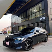 بي ام 330i • ٢٠٢٥ • ضربة خفيفة