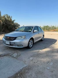 جيلي 2014سعر 50وبيهه مجال 07838870710