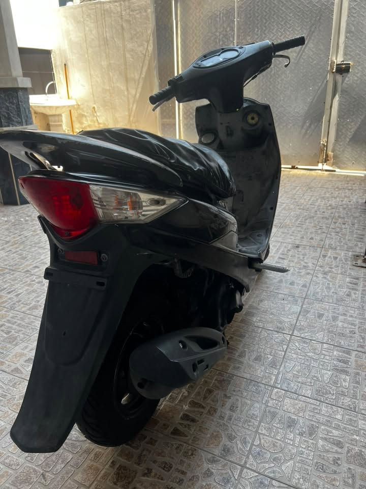 ماكس كامكو
سرعه 120

دراجه بلاديه كله كفراته اصليه كهربائيات كله شغله طفت ونتركت أبيعه طافيه مكان بغداد بلديات السعر ٢٧٥

***********
