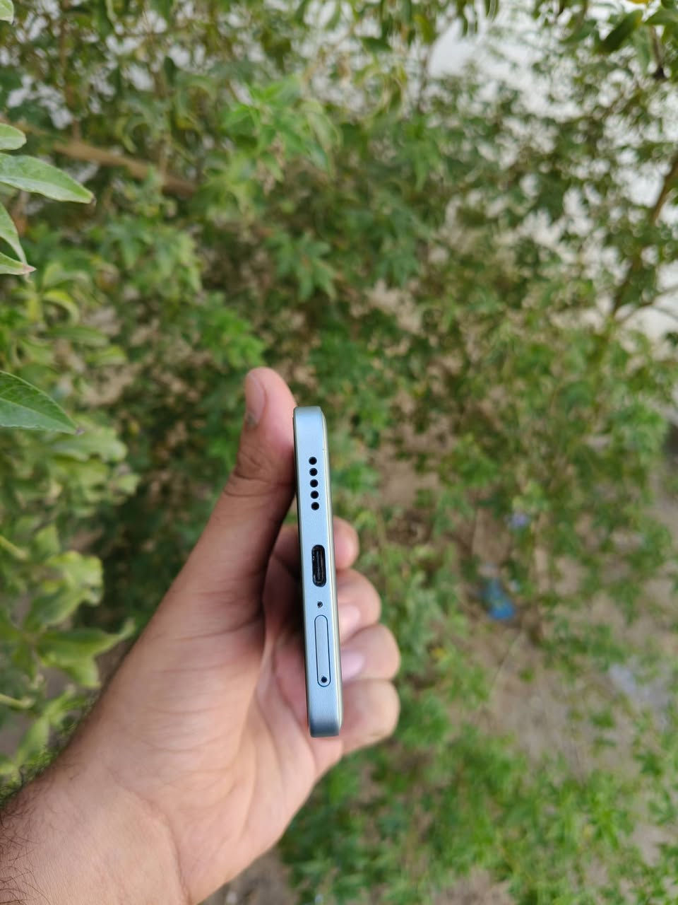 بوكو F6 ذاكرة 512 العشوائيه 12+12 نضافه الجهاز 100% معالج snapdragon® 8s gen 3 Mobile platform ينطيك ببجي 120 فريم حقيقي وبكل الالعاب 120 واكثر بسلاسه الجهاز كامل ملحقات كارتون وشاحنه الاصليه 90w وكفر كامل مكفول كفاله عامه حته من الشخط السعر 450 او مراوس عنواني شط العرب ***********
