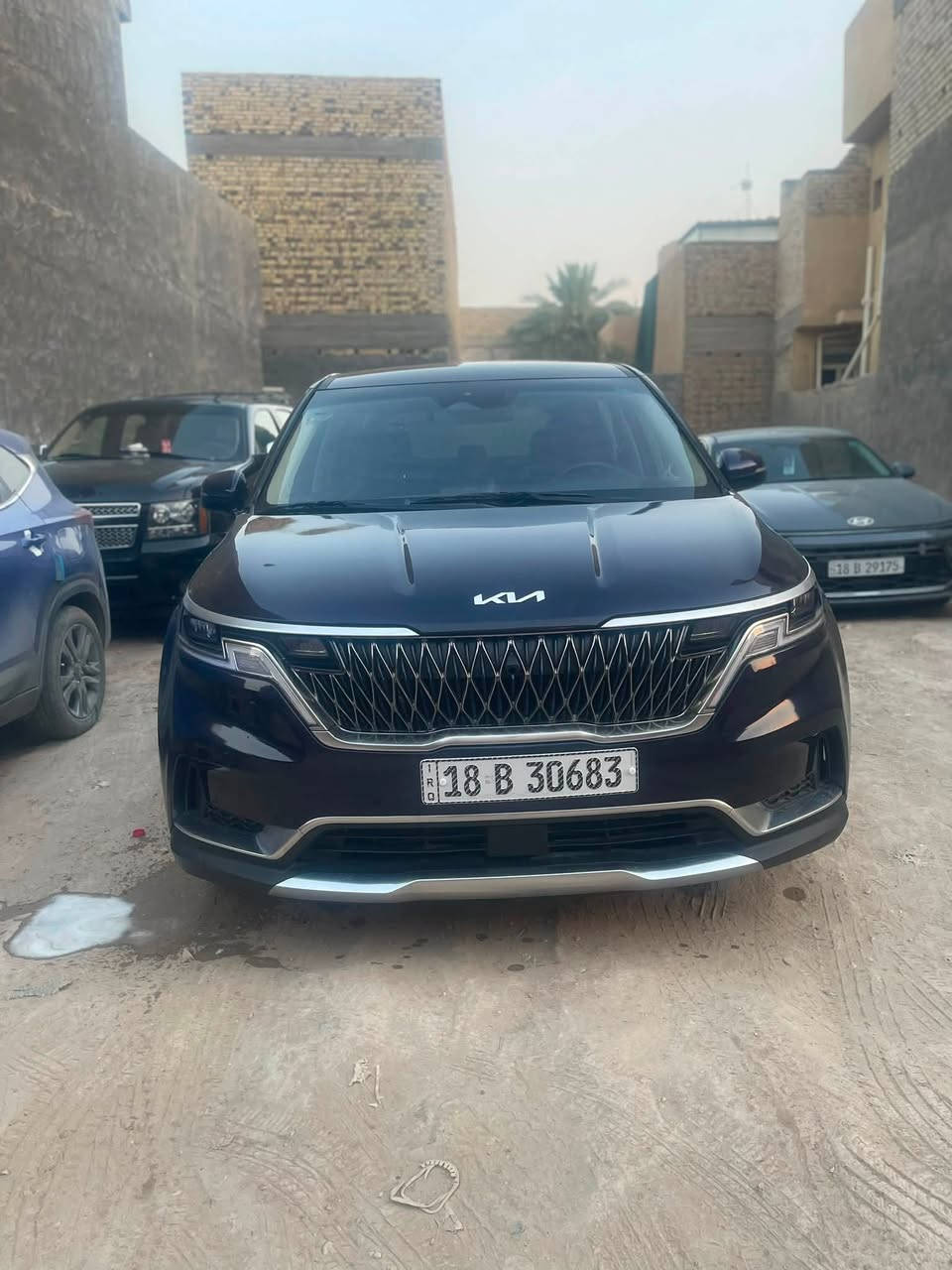 السلام عليكم كيا كرنفال LX موديل 2024 ماشيه 41 الف دخول جديد مرقم بابل شهداء حادث كما موضح بلصوره جاملغ وبنيد مبدلات راديترات وتبريد الشركه 
للاستفسار 
***********
