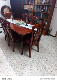 ميز طعام ستة كراسي