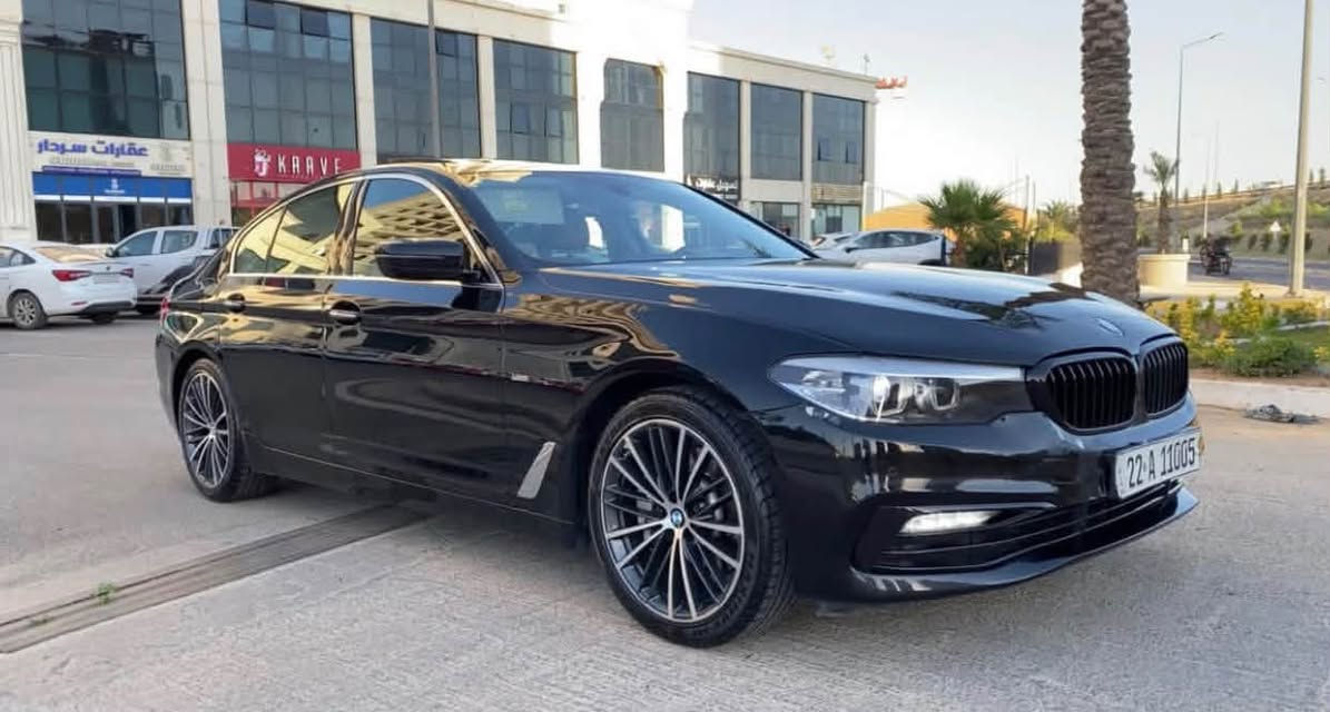 بيع فقط

السلام عليكم BMW حجم 530 لكجري  وكالة خليجي مديل 2017 فول مواصفات 
 فتحت سقف 
اناره داخليه 12 لون 
رادار وحساسات خلفيه واماميه
 مري شفط 
اطفاء اوتو بالازدحام 
هاند بريك بصمه 
قيادة 3 انظمه
شفتات تربترونك 
ماوس تحكمات  
بردات 
شاشه لمس وتقلب وترفع الصوت بالاشاره 
تحكمات استيرن فول 
انارة ترحيب 
كراسي جلد وكهرباء 
لايت عدسات ولد نهاري 
نظام تشغيل البصمه 
هواي مواصفات 
بيها وماكو لا كلوب ولاعطل ولامسج     

السياره صارت بيها طخه رجع عليها ابو بيكم وهيه واكفه وضربها خشم البنيد فقط انصبغ على كد الطخه مبين الصبغ  بدون داخل وصورة الضربه عندي وبيها سونارات 2  
وبيها بارد بالهلال مال جاملق الخلفي ممبين 

مبيها كل نقص  السياره ميحتاج لها غير صبغ الدعاميه الاماميه فقط لن مشخطه 

رقم اربيل السياره شرط تراي ل اربيل 

مكانها بغداد السيديه 

سعرها (((((((((((((((((((((.   225       )))))))))))

للاستفسار متواجد عام ووتساب *********** ابو يوسف
