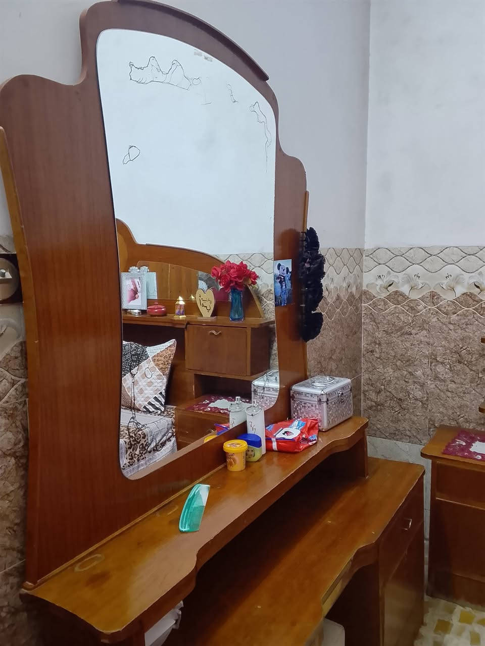 غرفه نوم • زاويه • حي سومر