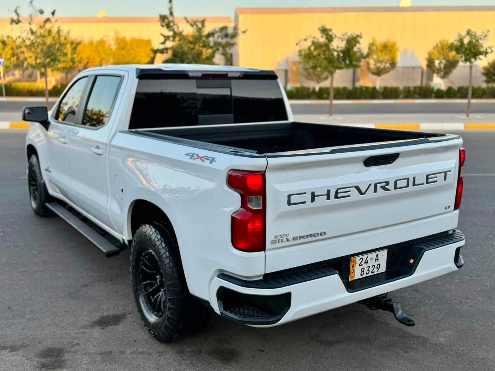 بسم الله الرحمن الرحيم
ارخص سعر كل عراق  219$ ورقة  قفل🔏🔥🔥👋🏻👋🏻

شيفروليت سيلفرادو موديل 2019 شكل جديد V8
باب طويل بدي قصير مرغوب ✅

مواصفات TRUE NURTH LT فول مواصفات
فتحة و فور ويل دفع رياعي 4X4

محرك V8 5.3L تمانية سلندر محرك مرغوب 🔥🔥
گير و محرك بشرط برغي مامفتوح ✅…. 
گير و محرك كهربايات شرط جديد جديد  .........
▫️فور ويل دفع  رباعي 4x4
ماشي 82 الف حقيقي ✅📦

▫️سيارة داخل كلين تايتل✅
🔹صار بلعراق ( نص بابين صبخ جهت سكن )
🔹بجم أمامي و خلفي كپس بدون أيرباگ
🔹أيرباك كل بيلادي سليم ١٠٠/١٠٠ ✅
🔹سيارة جديد حيل حيلوة نضيفة 📦📦

🔹اربع تاير و ويل جديد بدون مصروف ✅

مواصفات// 
بصمة . فتحة . فور ويل .  رادار أمامي .  . لايت ليد و زينون . شاشة كبير  .شاشة و كاميرا. كشن جلد و كشن قاصة . كشن تتفيئة . ستيرن تتفئة . كشن كهربا . اوتو ستار ستوب . بريك بصمة .جام خلفي كهربا . تبريد مركزي . ليد داخل بدي . بلاجكتور . بكلايت ليد . تحكم ستيرن. تحديد سرعة . ويل كاب … 

محرك گير صدر حداديه تبريد تخم تايرات جاهزة 🧿🧿

رقم و سنوي جديد تحويل مباشر… 
رقم مميز سنوي بأسمي تحويل بشرط......

مكان سيارة سليمانية… 🙏
                                                   ☎️:***********
    *********** واتساب
