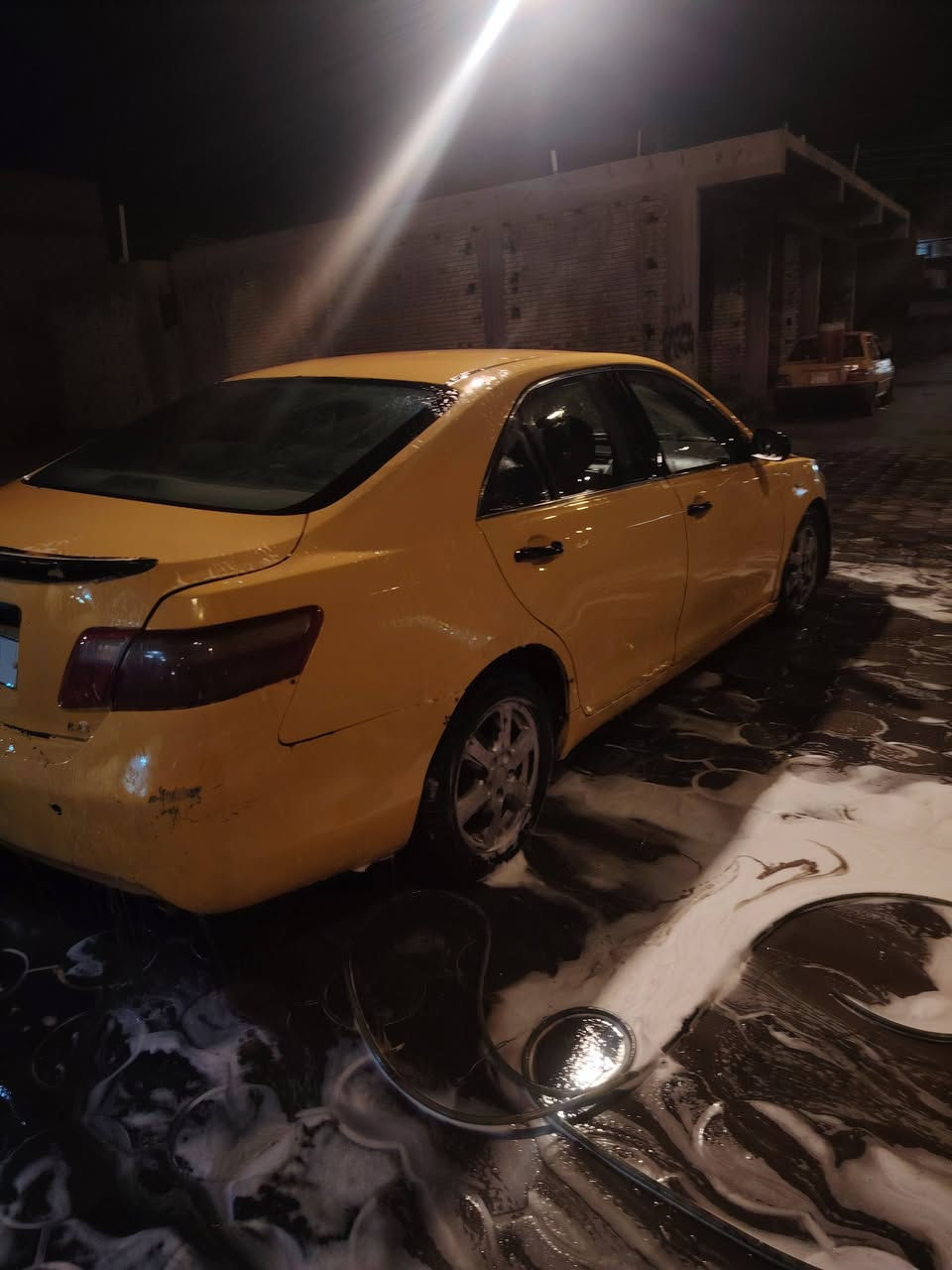 السلام عليكم شباب كامري ٢٠٠٨ حجم المكينه ٢٤٠٠ مكينه جديده صار يومين من شادهه ضعف كير بيها حداديه كهربائيات كلها شغاله تبريد شغال رقم ميسان سنويه لل٣٠ مكاني العماره وهاذ رقمي ***********
