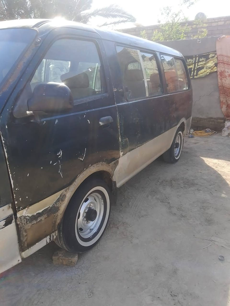 سيارة بريجو للبيع مكينه وكير وتخم تاير وحداديه تمام في حاله جيده السياره حلوه تفيد ابو الخط السعر 43بيها مجال للشراي المكان سوك الشيوخ ناصريه ***********
