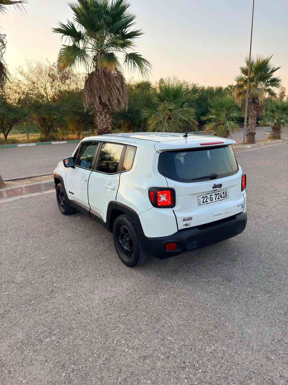 السلام عليكم👋🏻
جيب رنكيد 2020‼️
لون ابيض ❗️
مواصفات معروفه ❗️
شاشه وسط❗️
تحكمات ستيرن❗️
تشغيل عن بعد❗️

رقم اربيل انكليزي جديد بأسمي وكاله او تحويل✅
 
تخم تاير جديد✅
حداديه جديده ✅
السياره ما بيها مصروف كلشي بي جديد
السياره حادثها صفحة السائق بدون دواخل
ماشية 67 الف ميل

💵السعر123 $ وبيها مجال قليل 

الشراي يتصل ويتدلل
‭***********
📍مكاني _ كركوك كركوك, العراق
