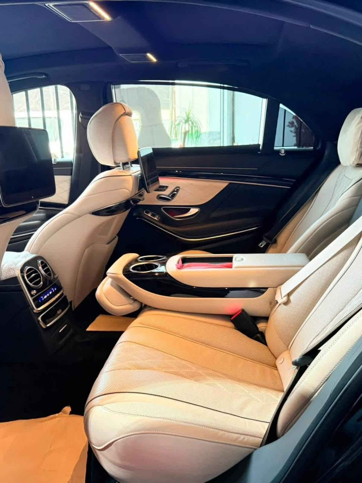 S560 V8 • ٢٠٢٠ • ماشي ٧٥ الف