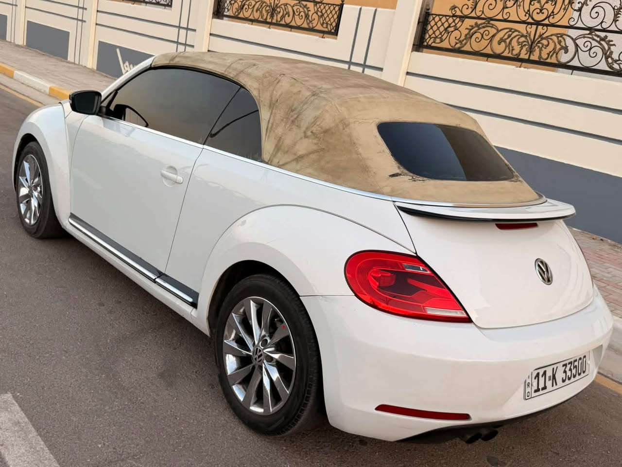 فولكس فاغن بيتل (Volkswagen Beetle)
رقم بغداد تحويل مباشر 
عداد المسافة : 95  الف mill
حجم المحرك : 4 سلندر 1800 تيربو 
الضرر  جاملغين و البنيد صبغ فقط بدون دواخل سياره 
## سياره عليه ادامه كامله مابيه ايي نقص ##
## السعر 120##
اللاستفسار : ***********
📍/ كربلاء حي الحسين
