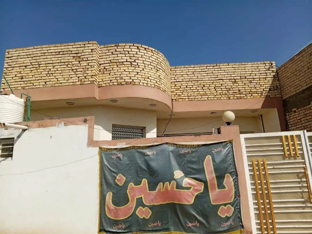 ٢٠٠م • ٣ غرف • بناء حديث