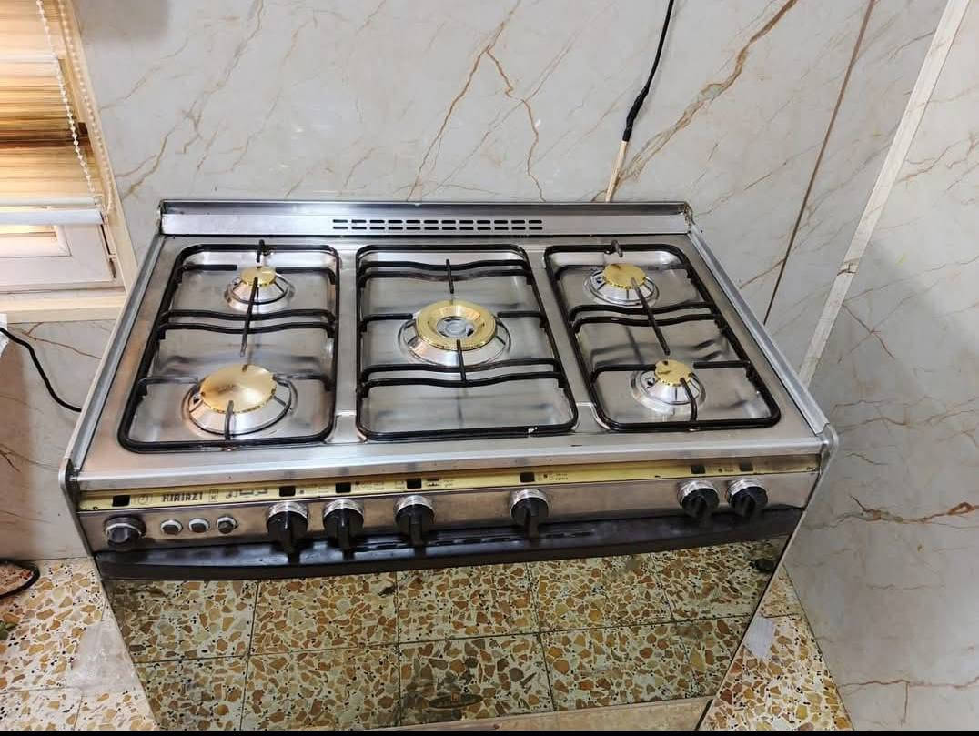 الى اهلي ديوانيه ✨
ورشه الكريازي المصري  صيانه طباخات انواع 

***********واتساب و تصال

نص مكتوب في الصور:
- صيانة كاملة لغازات خمس عيون في منزلك وانت مرتاح وما في داعي لنقل الغاز لاي مكان جميع الأعطال وجميع القطع 1 تغير فصالات أبواب الافران 2 تقوية النار الضعيفة في العيون 3 تقوية النار الضعيفة في الشواية والفرن 4 حل مشكلة انطفاء النار عند رفع اليد عن المفتاح 5 تغير مفاتيح الغاز بالكامل الداخلية والخارجية 6 تركيب الشبر الحراري لعزل حرارة الفرن عن المفاتيح 7 تركيب عازل حراري للغاز بالكامل 8 تغير عيون الغاز التالفة 9 صيانة شعلة الغاز الكهربائية 10 تغير وصيانة حساس الامان 11 تغير الزجاج الحراري الداخلي والخارجي للافران خدمة منزلية مريحة أمان أعلى قطع أصلية ومضمونة سرعة في الإنجاز للتواصل والاستفسار *********** واتساب واتصال