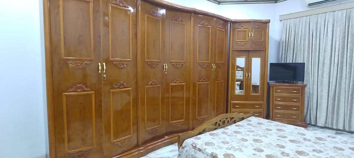 غرفة للبيع درجة أولى زان فصال حديث قنصور ست أبواب محلق دفن شغل ثقيل الشراي يتصل على هذا الرقم ***********
