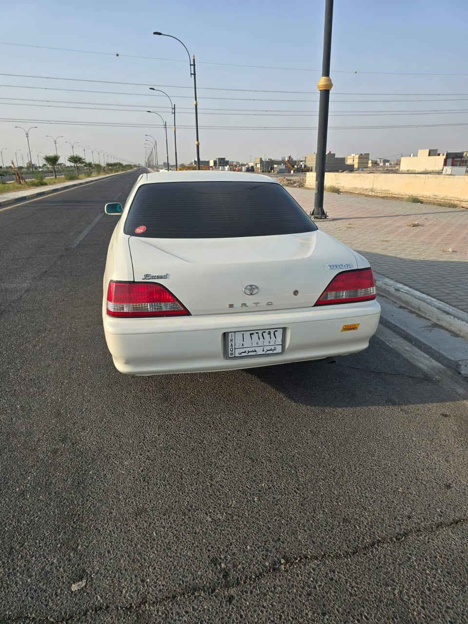 موديل ١٩٩٨ • مكينة ٢.٥ • رقم بصره