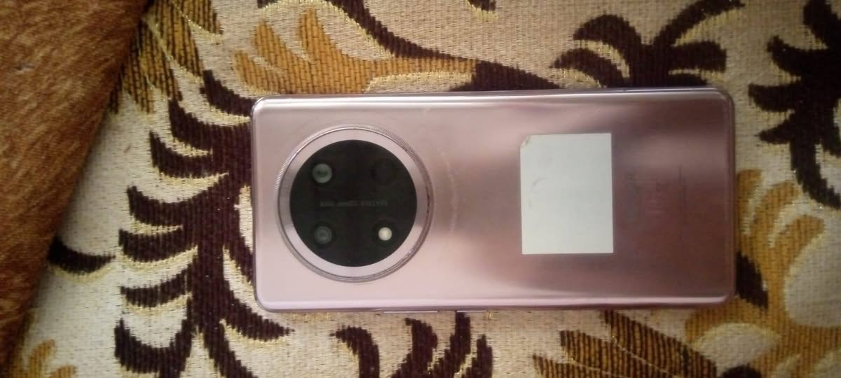 للبيع سعره 340 بي مجال مستخدم قليل ***********
