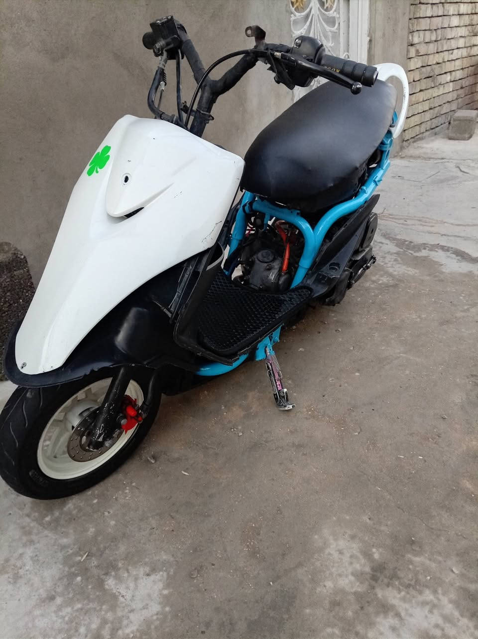 سلام عليكم درجه مكس مل لعب عوسه جوسه درجه هندر نكره بكل وكت سعر دراجه 380 بيه مجل بسيط حك جايه ***********

