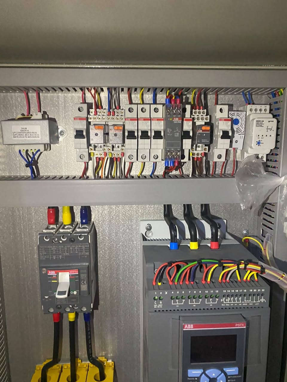 ABB أصلي • PSTX45 22 كيلووات • PSTX60 30 كيلووات