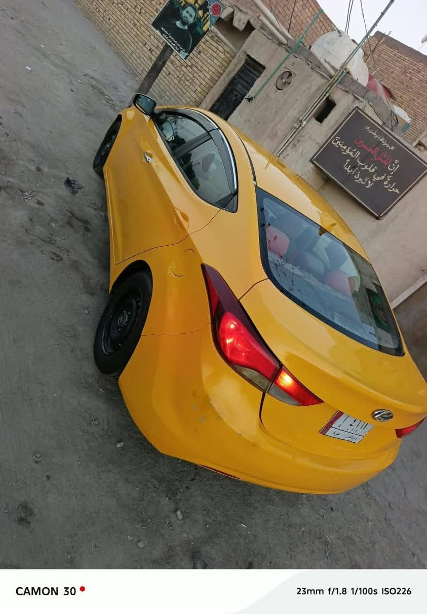 السلام عليكم
ألنترا أمريكي موديل 2012 تبديل بنيد فقط والباقي ليبل واحد رقم ذي قار أنگليزي بأسمنه تحويل مباشر مصفره هيئه وغرامات سنويه لل 28
جاهزه مكينه وگير 2000 دووش جدد تخم تاير حداديه تبريد كهربائيات شاشه كلها جديده
السعر ب 82
 رقمي ***********
