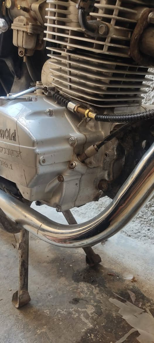 ايراني 5كير  2023اوراق كامله الدراجه خير من الله نقص باتري وتانكي محلو السعر 325 مكاني بغداد حسينيه مال راشديه ‏‪***********‬‏
