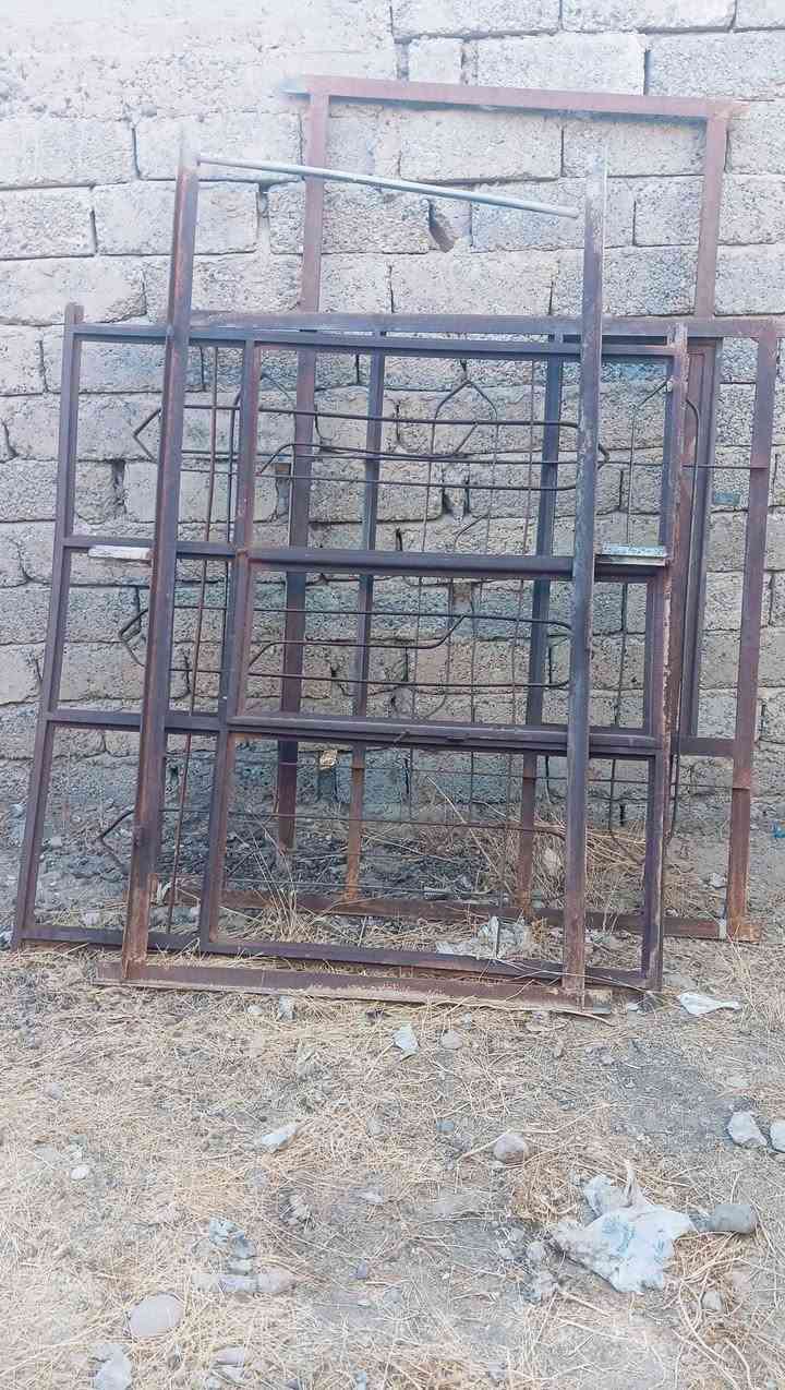 السلام عليكم ورحمة الله وبركاته
يوجد شبابيك وملابن ابواب حديد للبيع كما موضح في الصورة
للاستفسار الاتصال على الرقم الاتي:
***********
