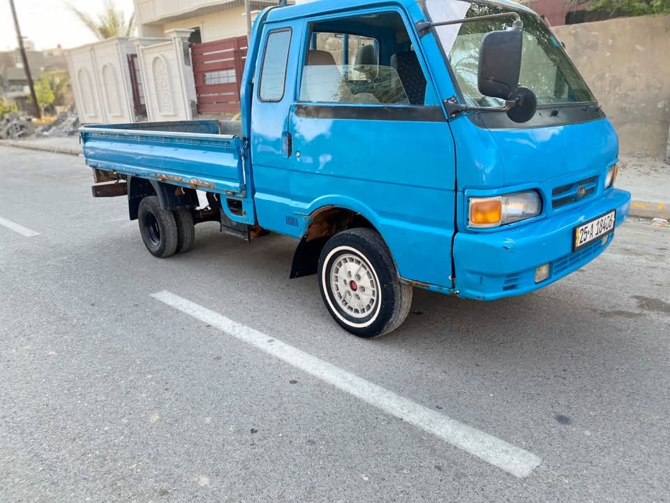 السلام عليكم للبيع كيا بنكو  موديل 96 سنويه جديده قماره وربع 7 جنكال  محرك جديد لا صرف ولا بخار كير خير من الله اكسل مكفول سياره تضيفه بدون  خياس بدرن ضربه شاصي مكفول لا كسر ولا لحيم  السعر 52 وبيه مجال للشراي يتصل ويدلل الرقم ***********

