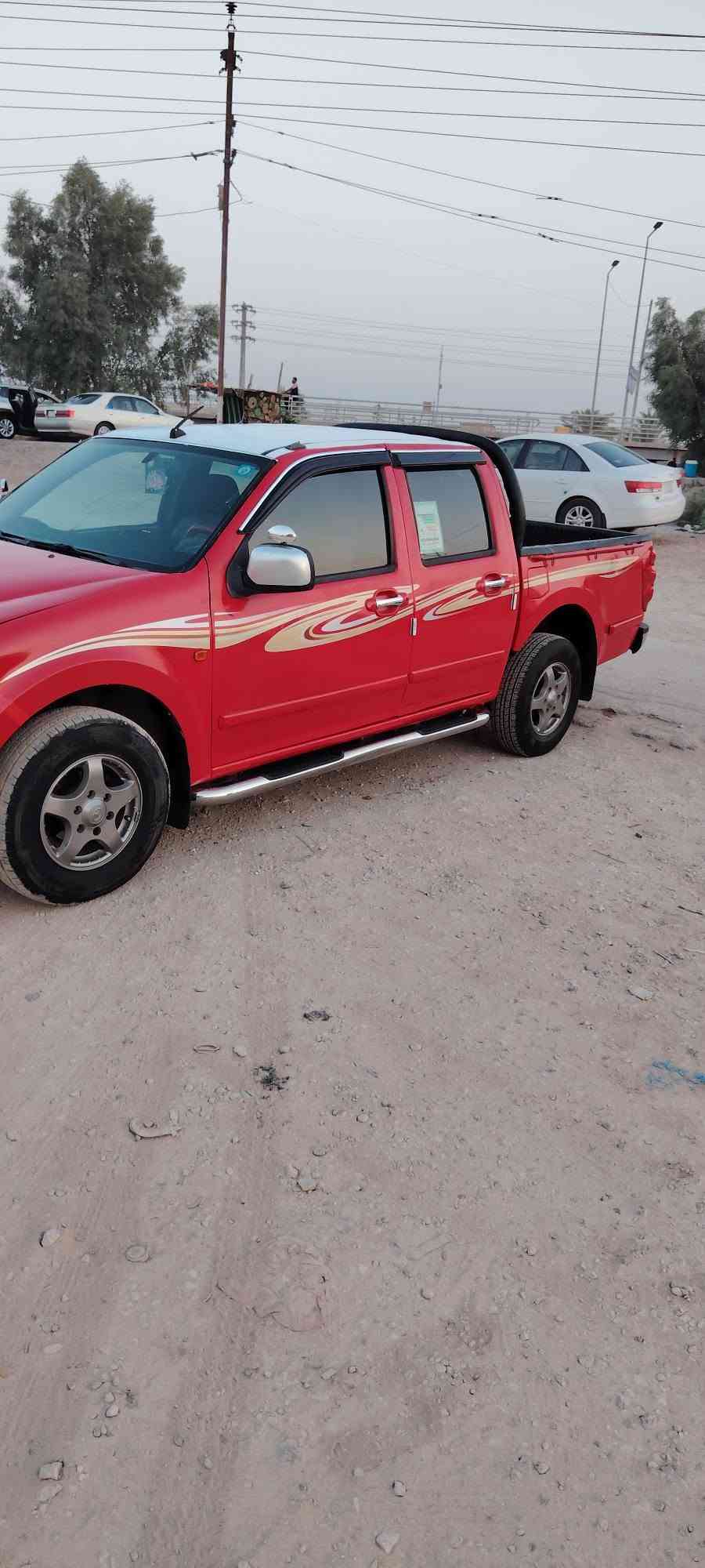 سلام عليكم كريت ويل للبيع موديل٢٠١١ رقم بغداد مشروع وطني تحويل مباشر سياره جديده مابيه كل نقص تبريد ثلچ مكينه وكير وحداديه جدد تخم تاير جدد ملاحضه بيه صبغ لجماليه فقط بدون ضربه اثر جراد مكانه ديوانيه البدير رقم *********** سعر ٤٥وبيه مجال

