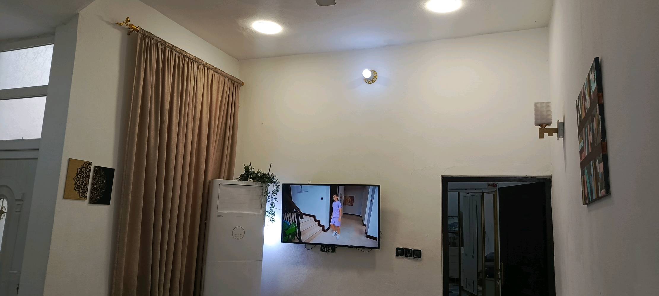 بيت للبيع او مراوس بعقوبه خلف قاعه ڤينوس للاعراس 100 متر 
بي إقرار حكم طابق واحد مع بيتونه 
120,000,000
قابل للتفاوض 
للاتصال واتساب فقط
