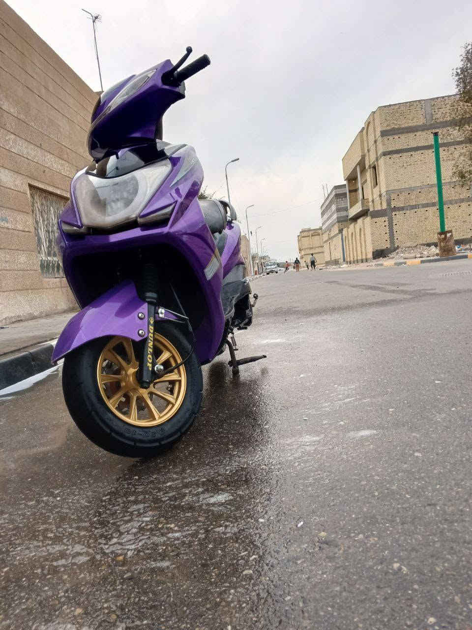 دراجه سكنس للبيع كلشي شغال بيه و بيه خيط تبخير خفيف كلش و شرط هندر واحد و صلف مره وحده تشتغل ماكن البصره زبير
